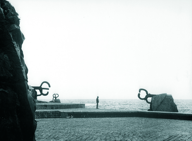 chillida_biografia_169.jpg