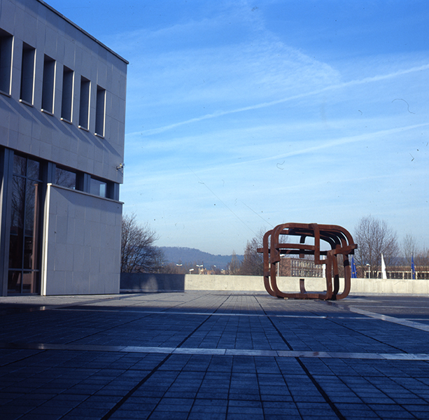 chillida_biografia_379.jpg