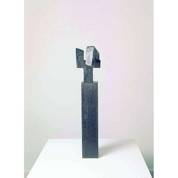 His first iron sculpture, Ilarik [Stele]
