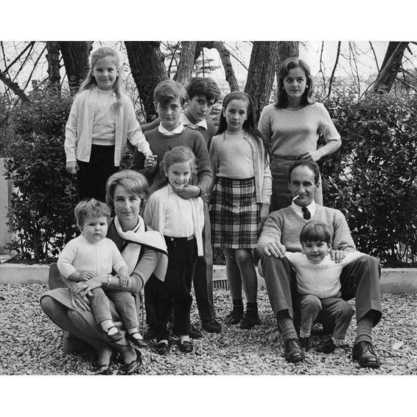 The Chillida Belzunce family in Villa Paz, San Sebastian