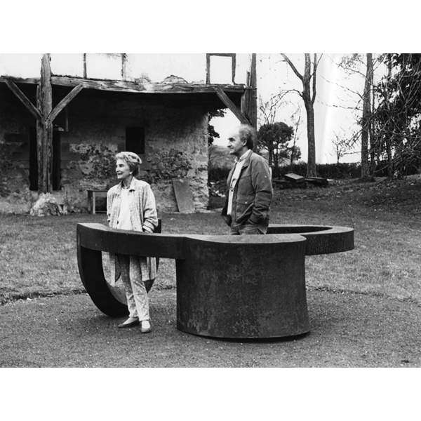 Chilida and Pilar with Monumento a la tolerancia [Monument to Tolerance] in front of Zabalaga