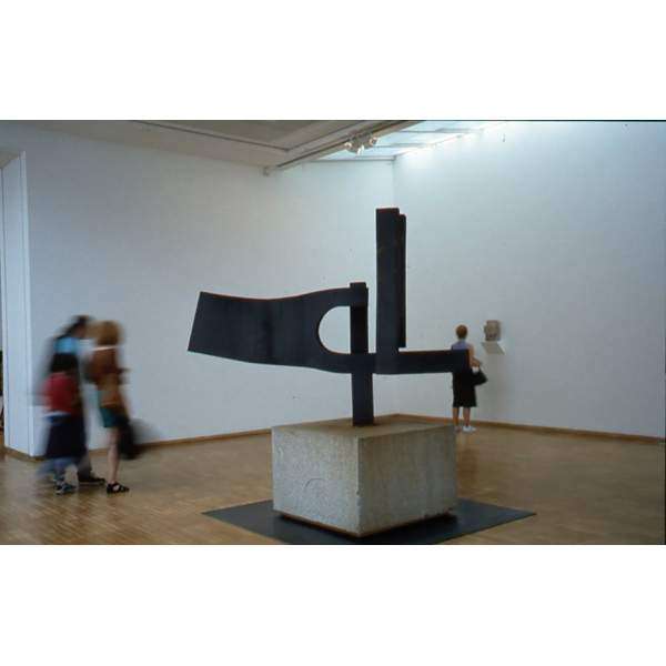 chillida_biografia_425