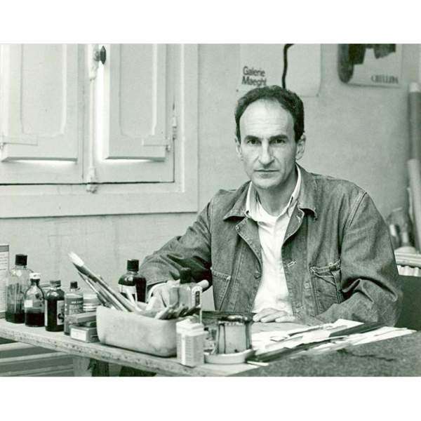 Eduardo Chillida in his studio at Villa Paz